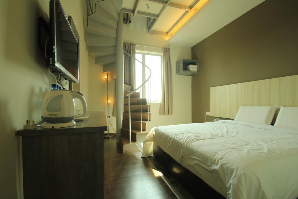 Eastville Residence Kuantan Bagian luar foto