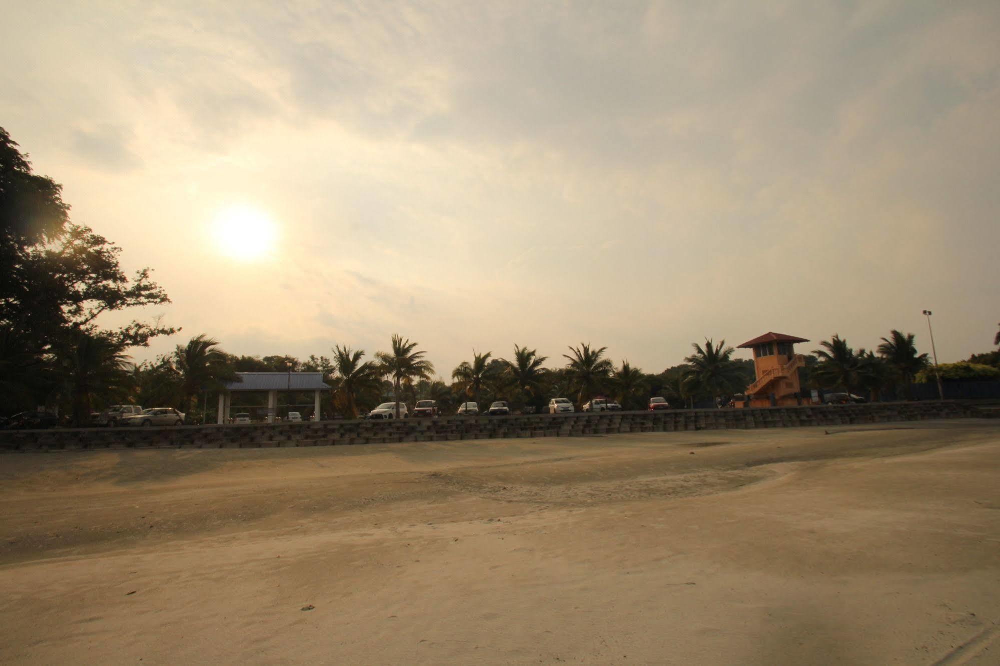 Eastville Residence Kuantan Bagian luar foto